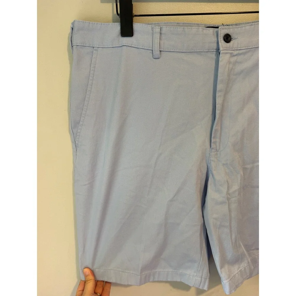 Banana Republic Gavin Shorts Mens 38 Light Blue Two-Way Stretch Chino Flat Front